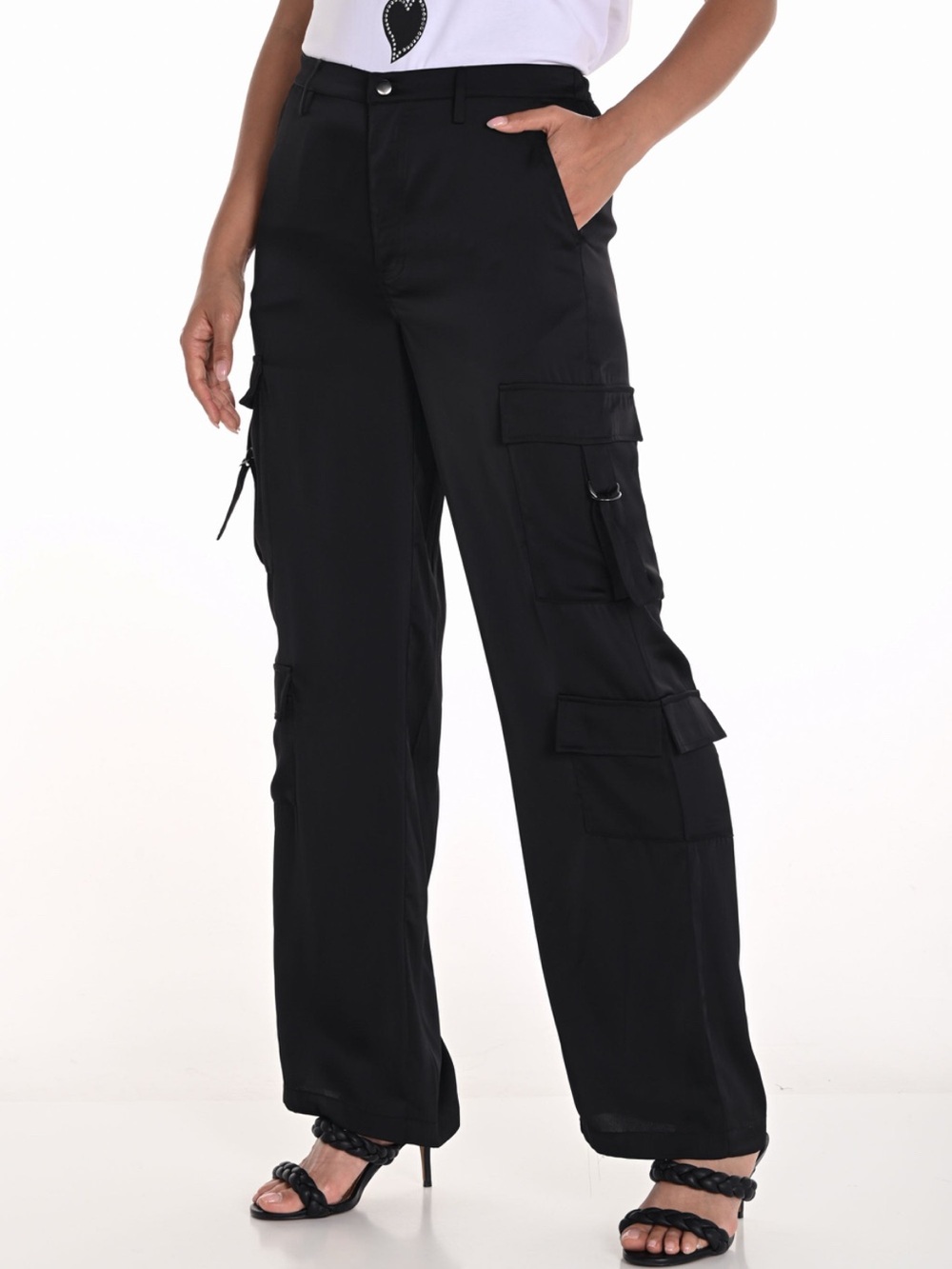 Frank Lyman Black Wide Leg Cargo Pants with Utility Pockets